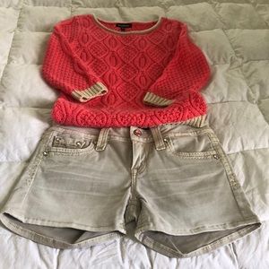 Rock Revival beige denim shorts sz 26